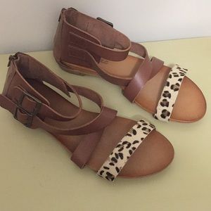 Women’s Leopard & Leather Matisse Sandals Size 10